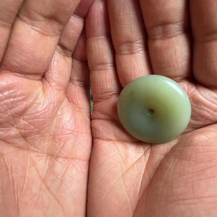 和田玉（糖玉）颈饰未镶嵌