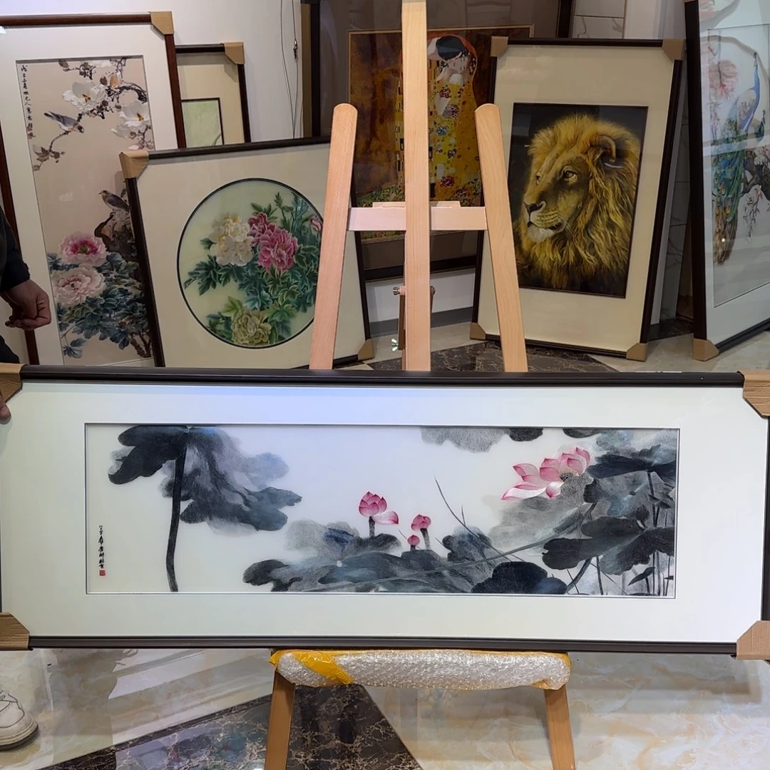 刺绣刺绣工艺精湛