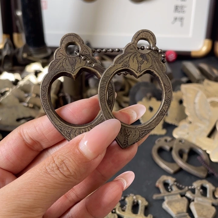 铜杂铜杂铜拉手铜杂