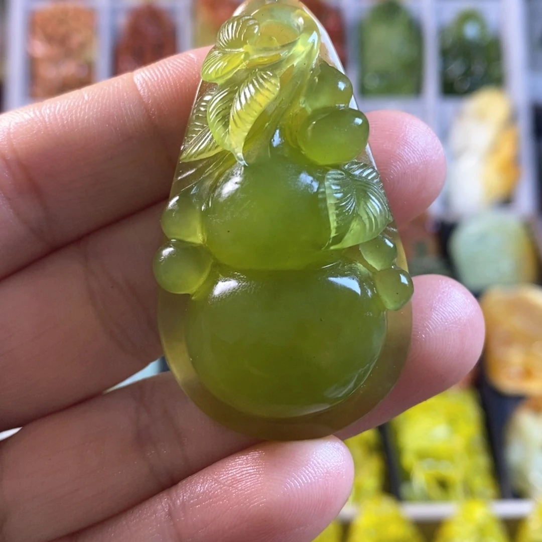 合金蛇纹石玉颈饰