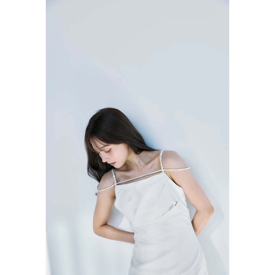 【MonTendre】P 夏季新款 千金清冷风静奢褶皱垂坠感纯色吊带连衣裙