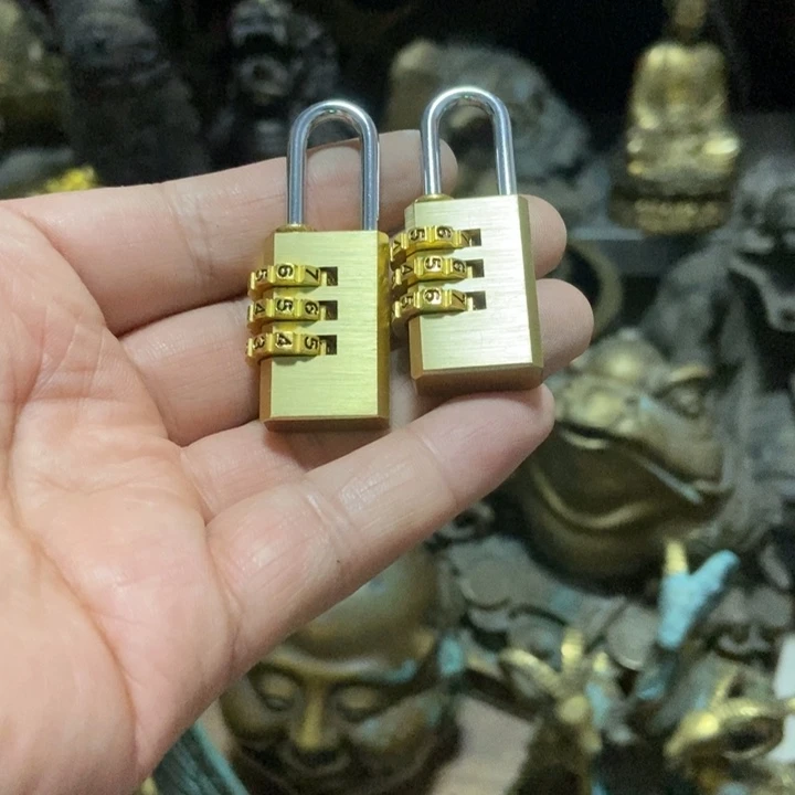 铜工艺品等多个系列