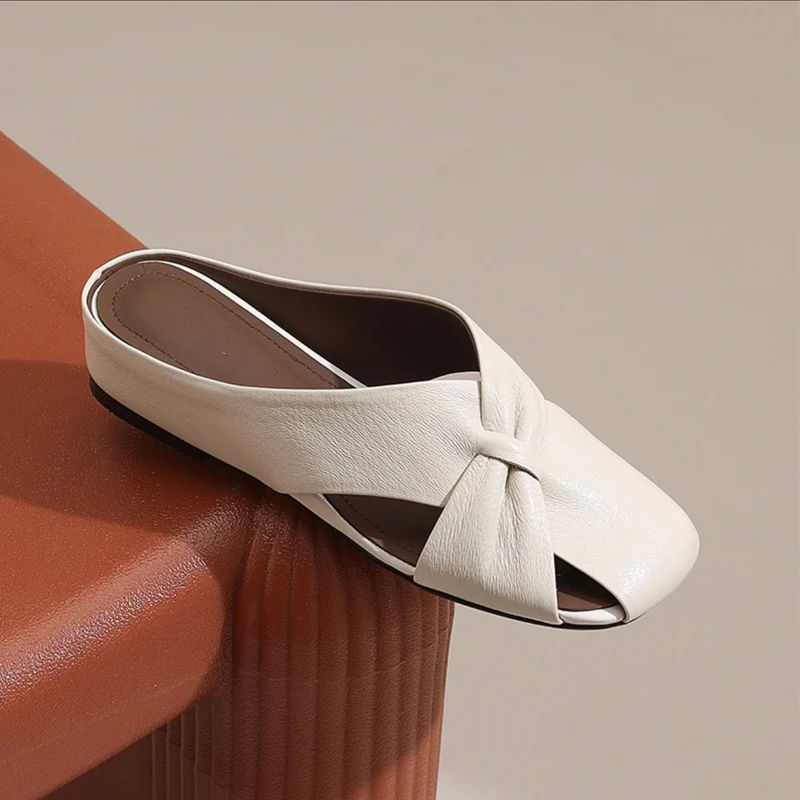 真皮内增高包头半拖鞋女外穿夏季一脚蹬方头交叉拼接镂空穆勒拖鞋