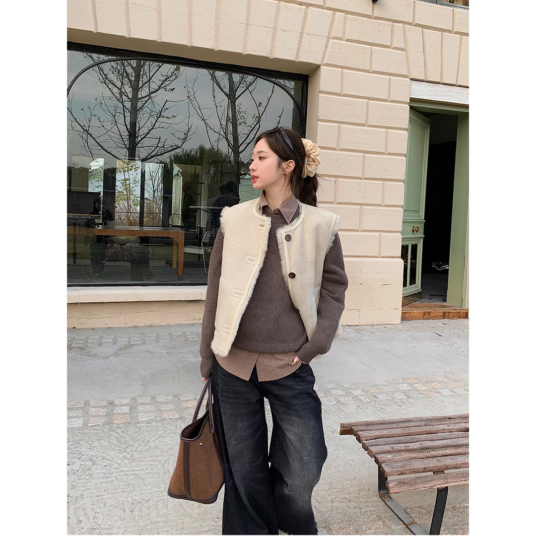 REREK设计师品牌24冬季皮毛一体坎肩马甲DSC买手店R24D1110967