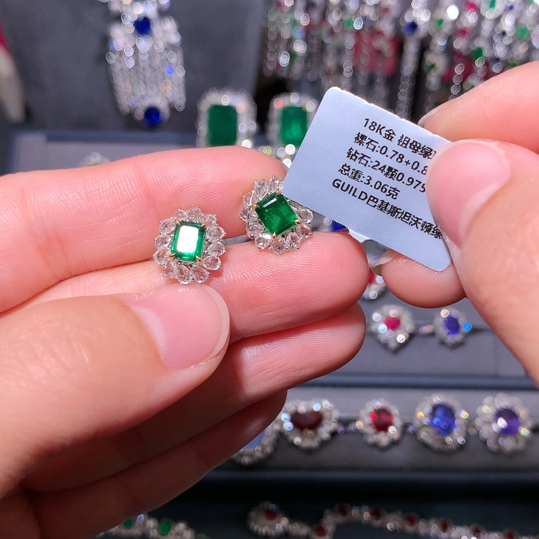 【闪购商品】祖母绿耳钉18K金镶嵌
