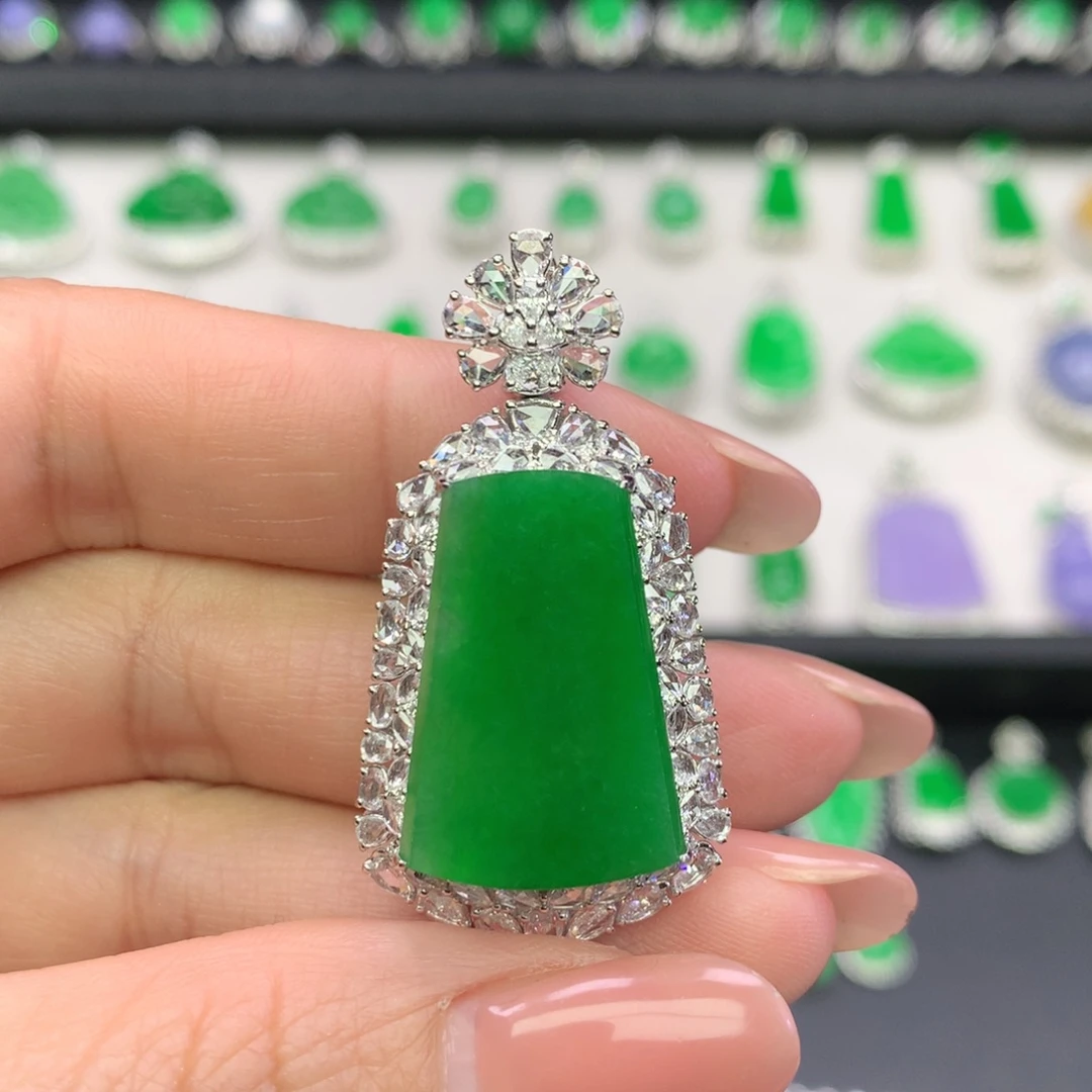 翡翠18K金镶嵌吊坠(不含链)