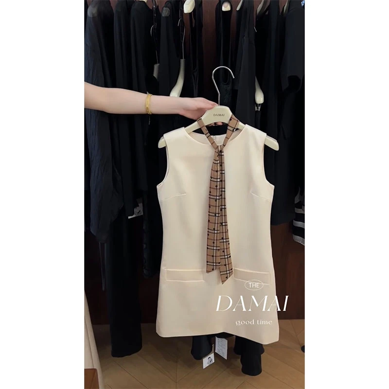 气质名媛富家千金风无袖背心高级感裙夏季小个子时尚减龄连衣裙女