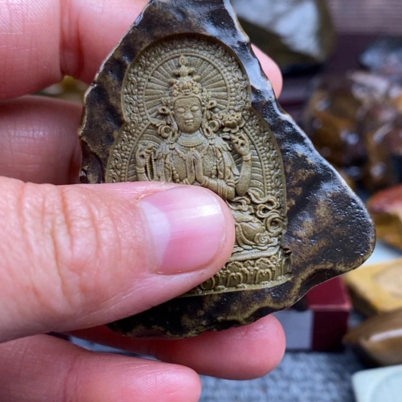 【闪购商品】原石雕刻手把件