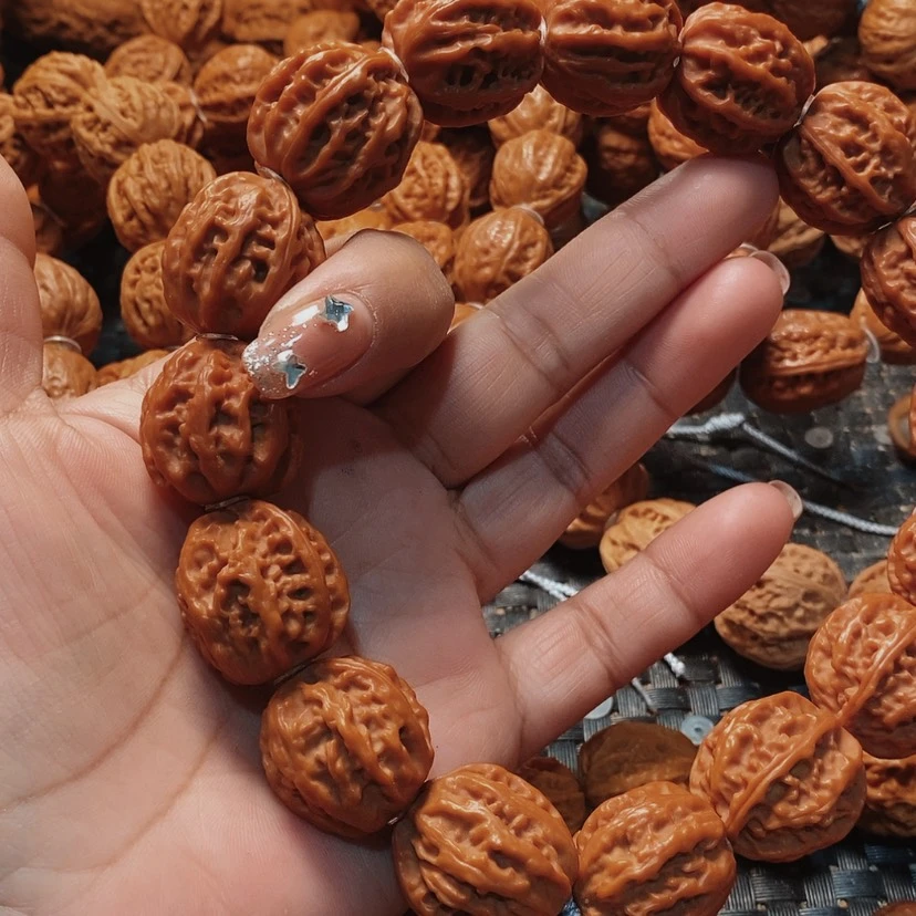 【闪购商品】文玩核桃吊坠梅**航京八棱