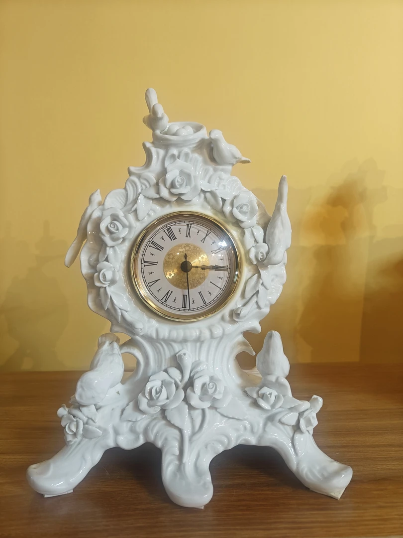 昆轩家捏花鸟浮雕钟表摆件
