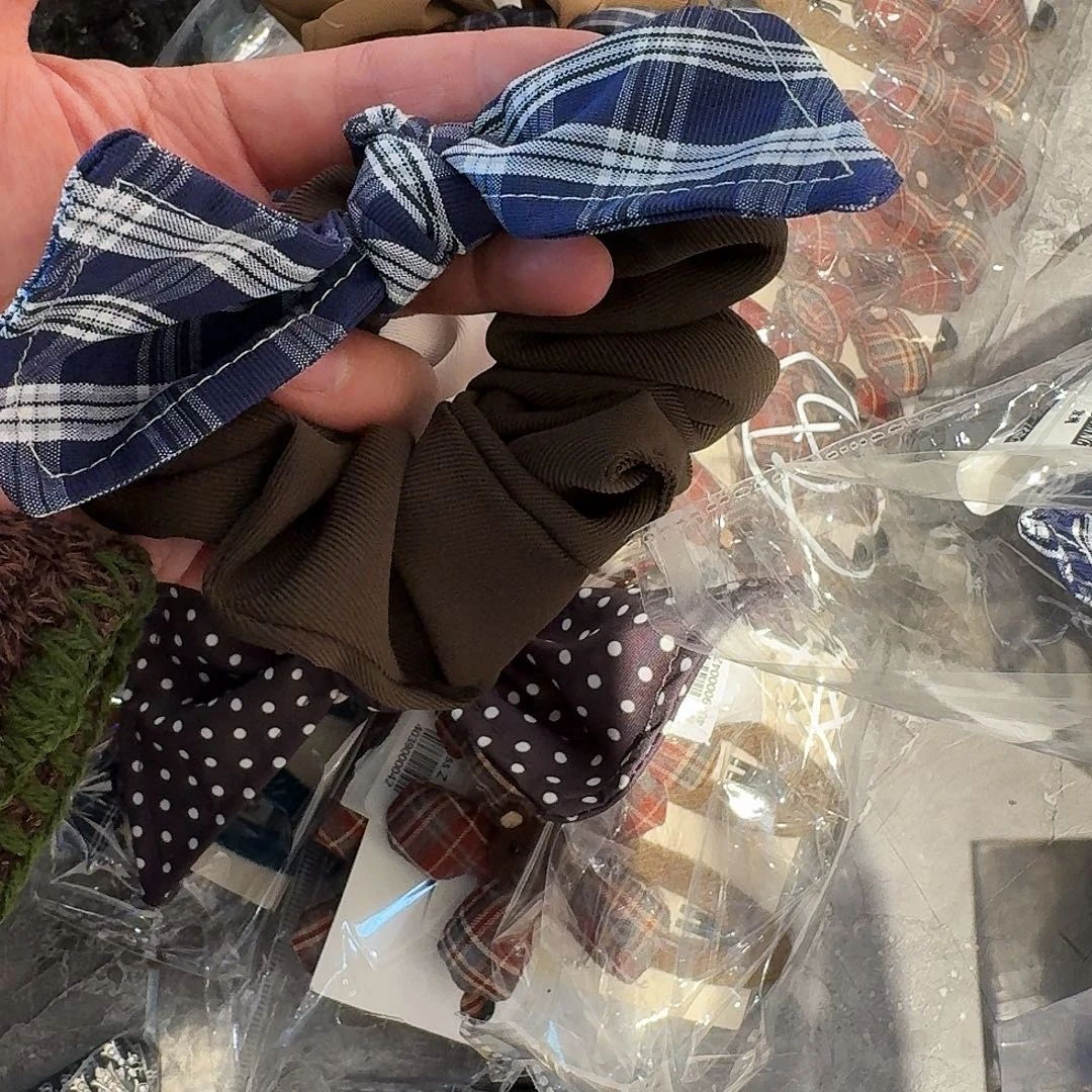 非金属绿色拼蓝格