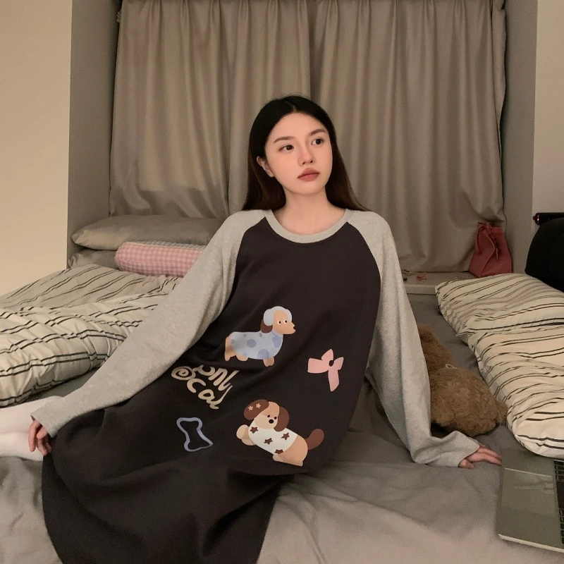 秋季睡裙女长袖自带胸垫2025年新爆款高级感遛弯家居服睡衣可外穿