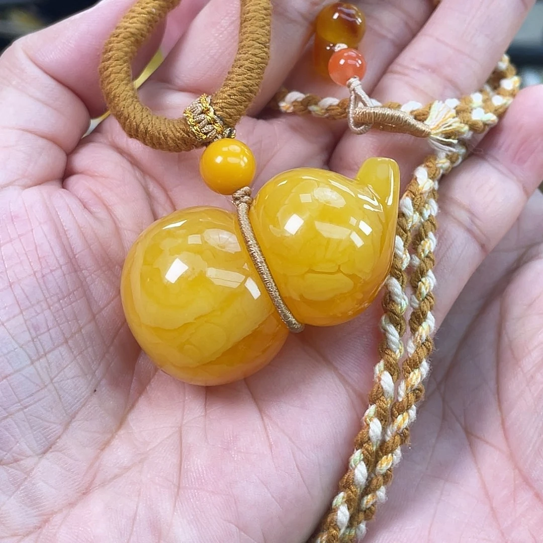 琥珀未镶嵌珠宝奇石h27