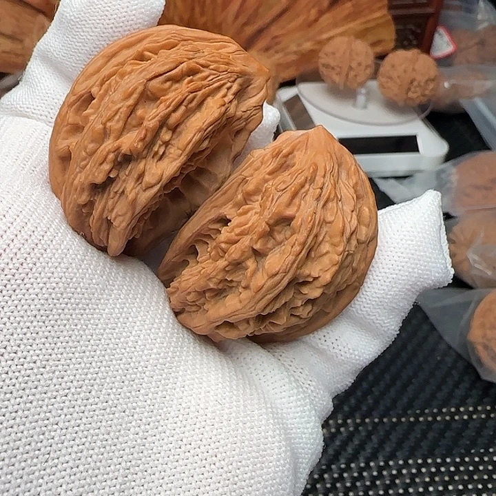 文玩核桃吊坠全品虎头半壁福利