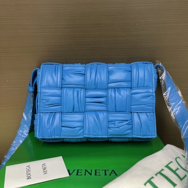 95新/葆蝶家/包包/市场价35000/250531CZ0038