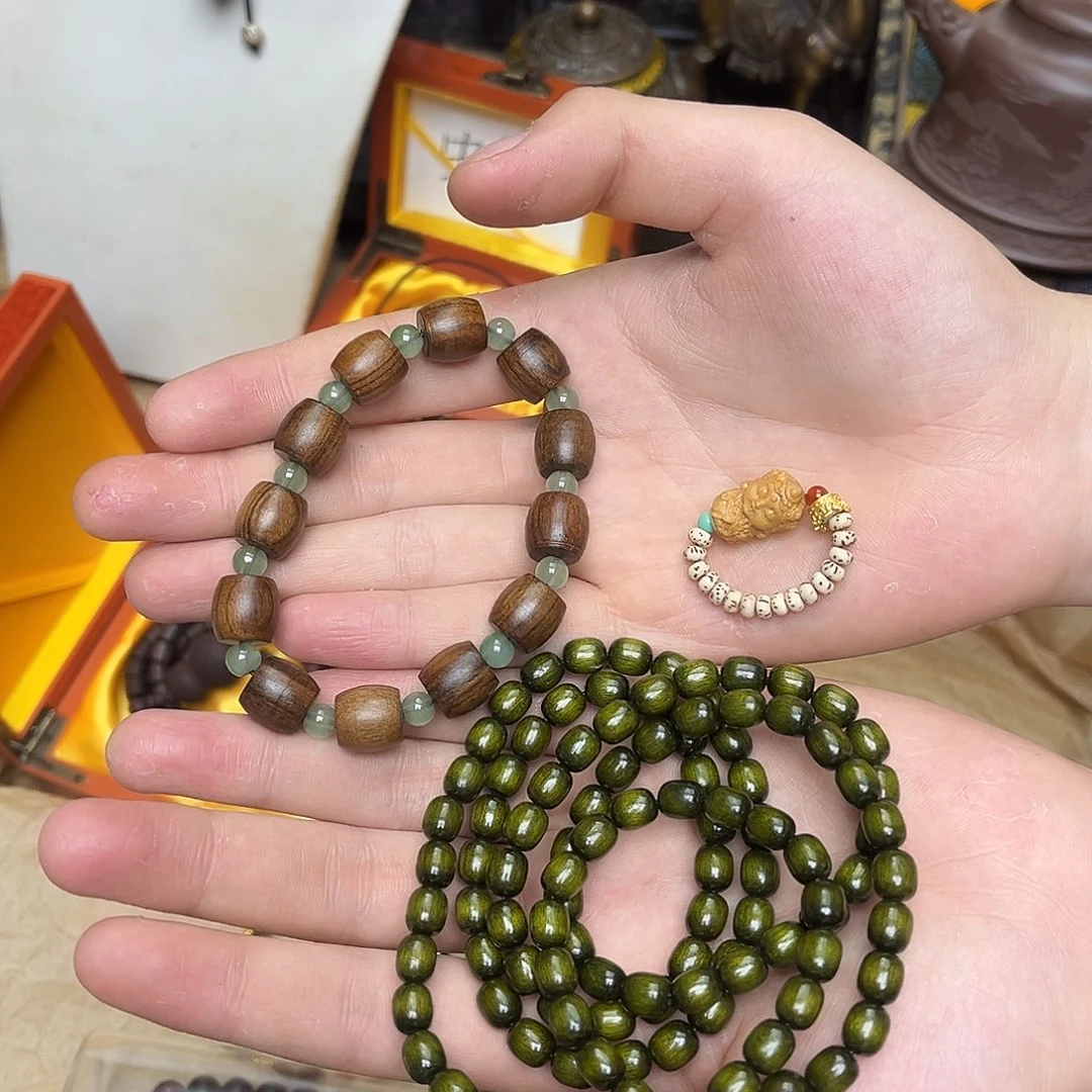 大叶紫檀（黑酸枝木类）