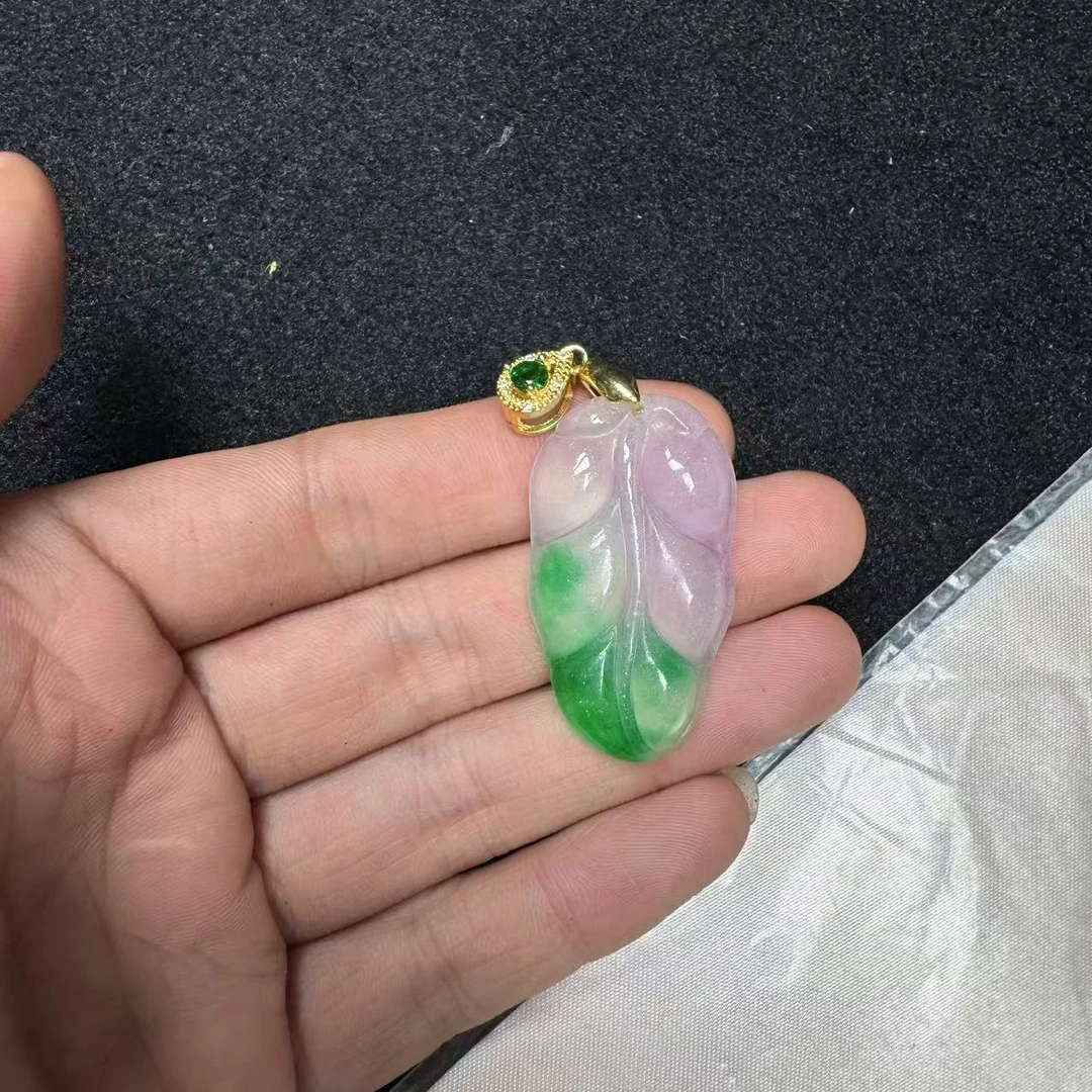 天然非洲翠春彩叶子吊坠 B023 —多样性发