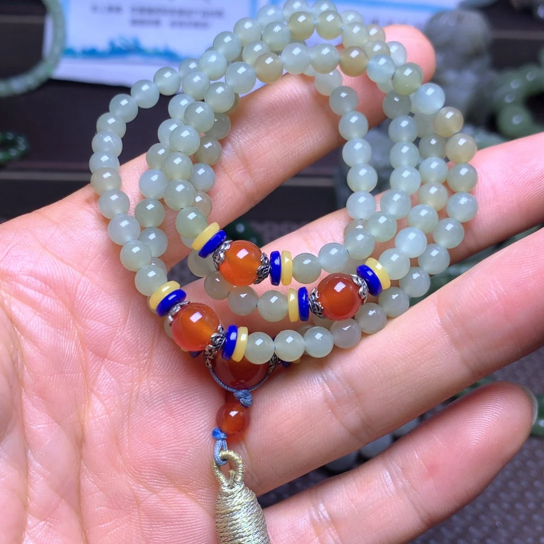 和田玉未镶嵌手串