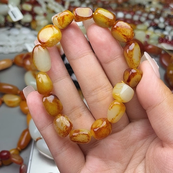 和田玉（糖玉）未镶嵌手链