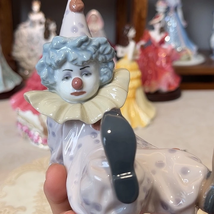 欧洲中古瓷器摆件