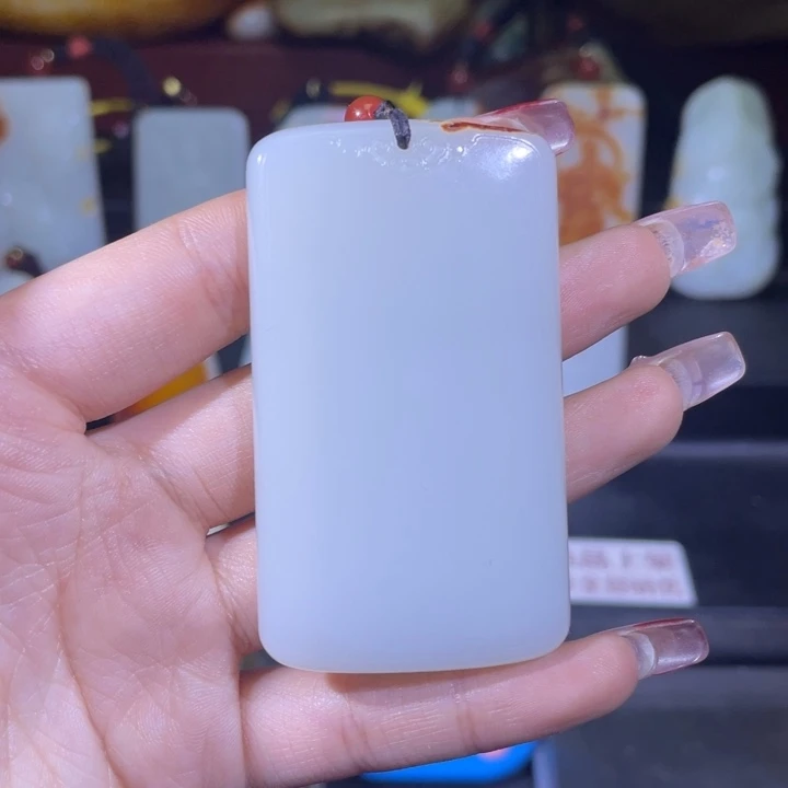 和田玉挂件未镶嵌如****。