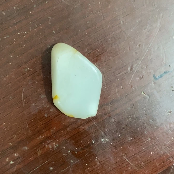 未镶嵌和田玉（糖玉）挂件