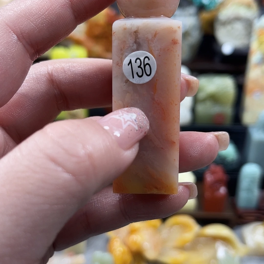 印石昌化石136。