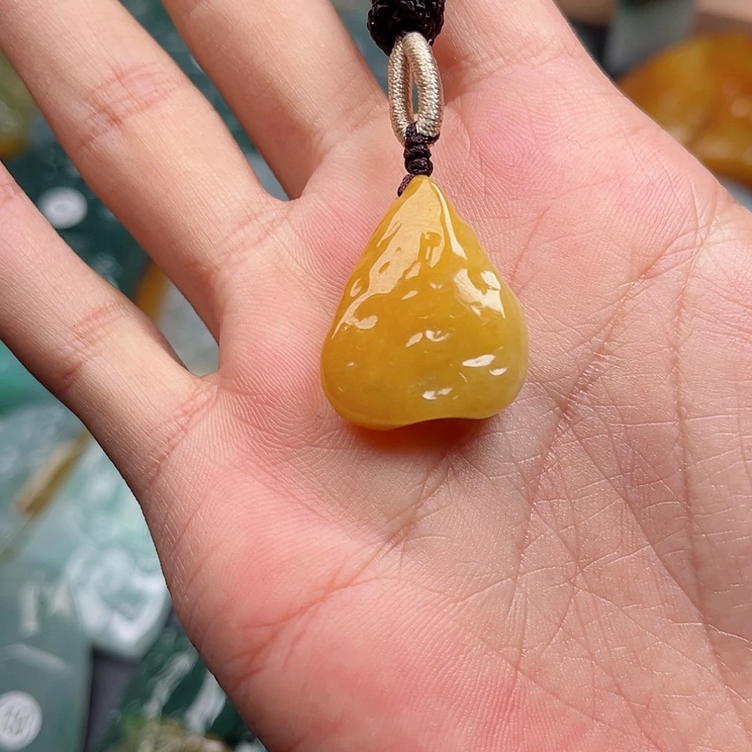 翡翠挂件未镶嵌挂件