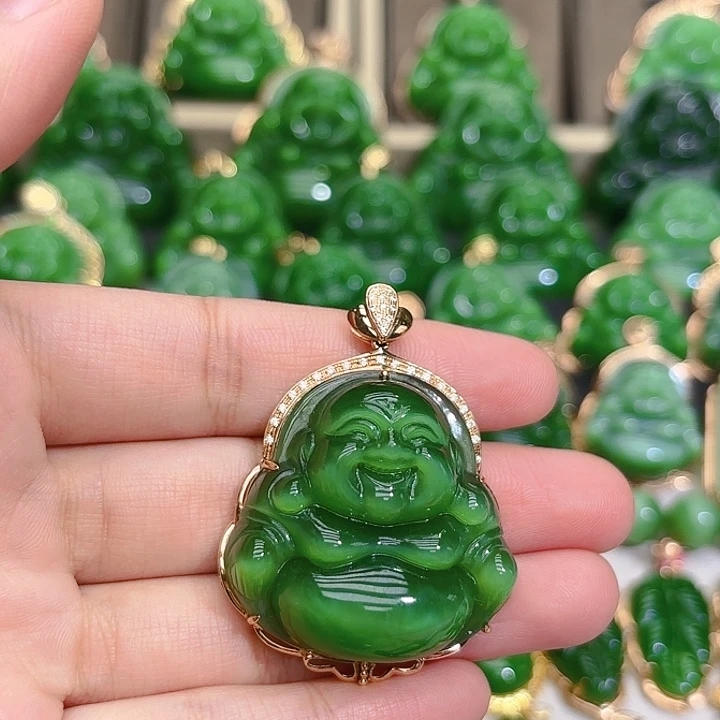 和田玉（碧玉）颈饰18K金镶嵌