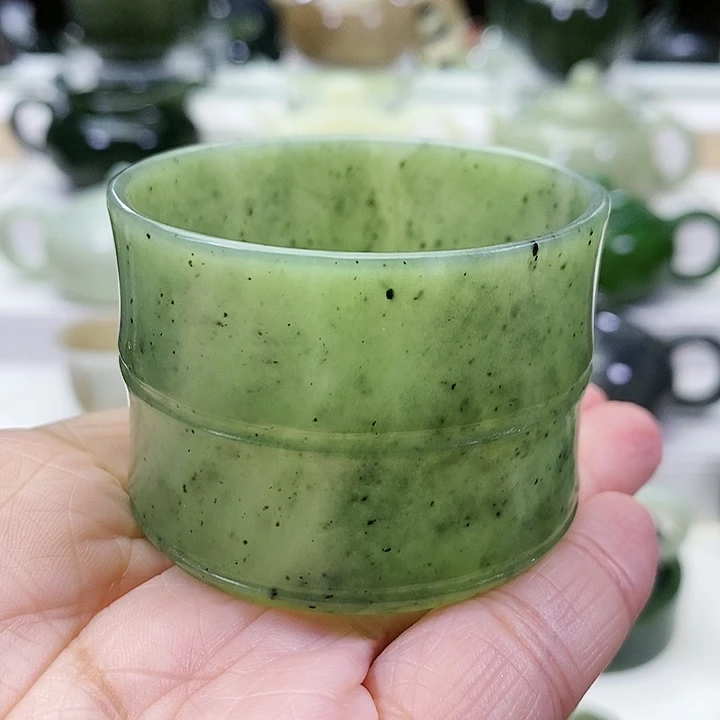 未镶嵌和田玉挂件茶杯70m l