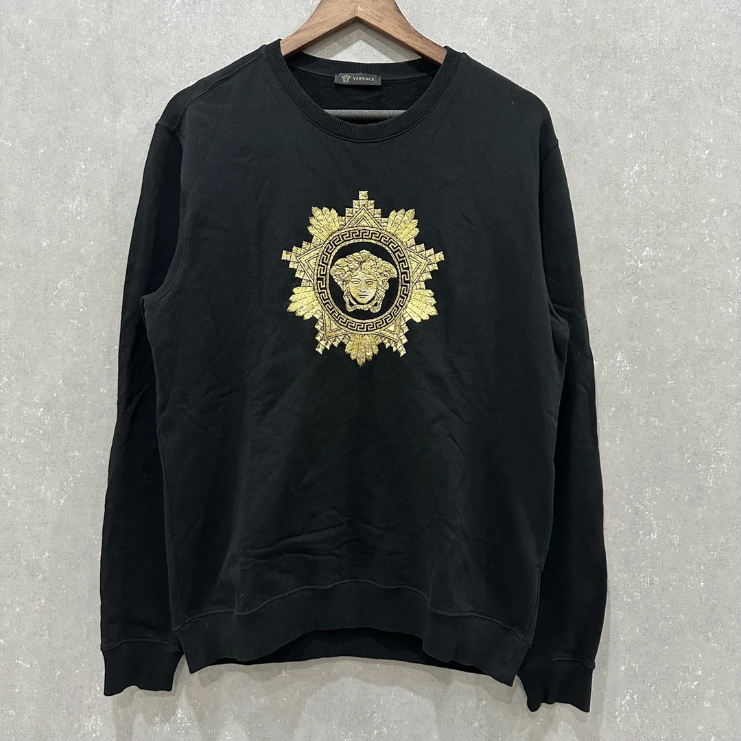 99新 VERSACE/范思哲 男士主线刺绣卫衣M码/004064