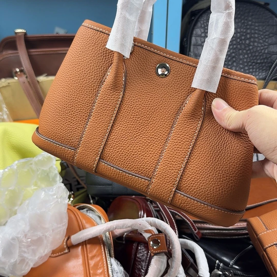 黄牛皮（革）水牛皮（革）头层牛皮山羊皮（革）