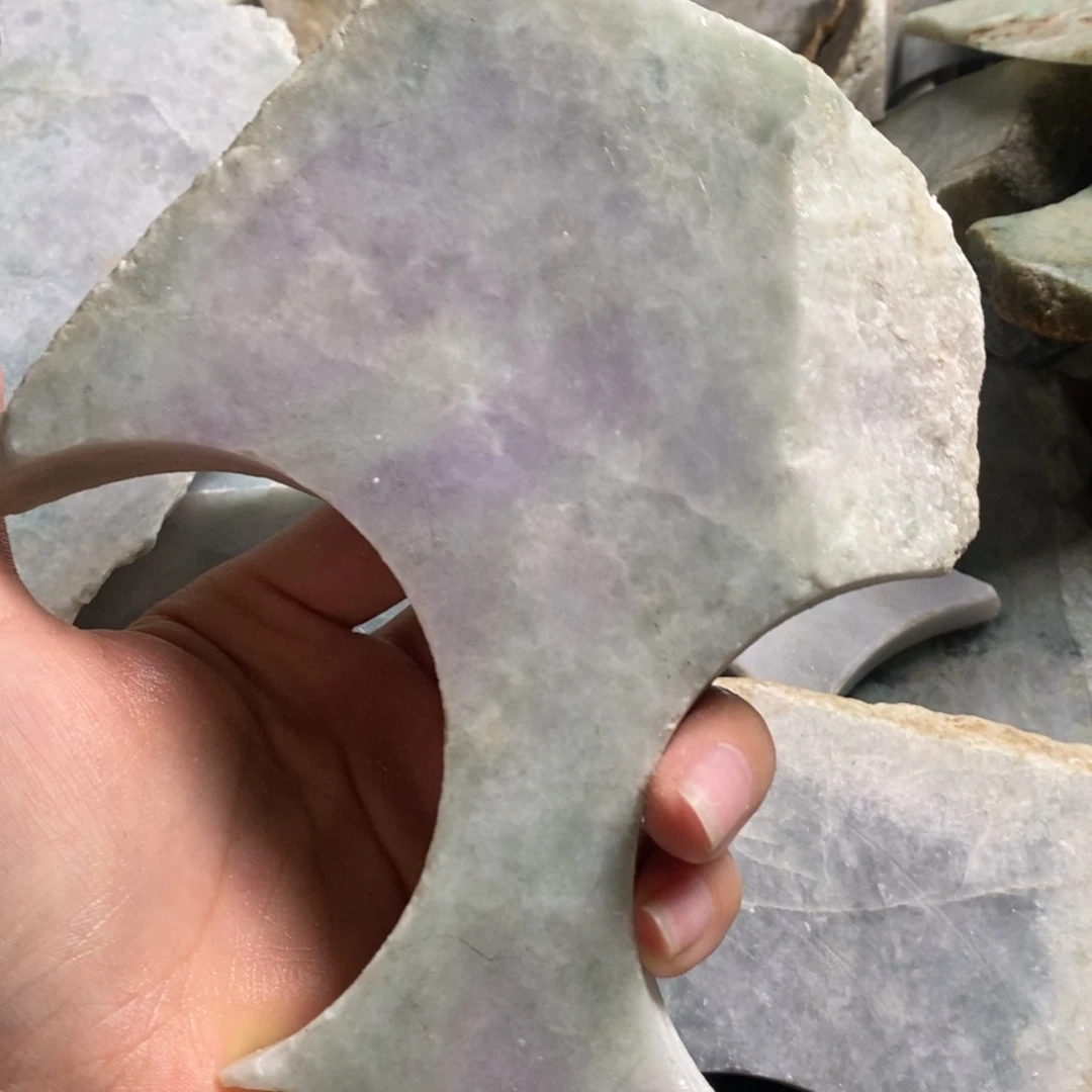 颈饰未镶嵌翡翠天然