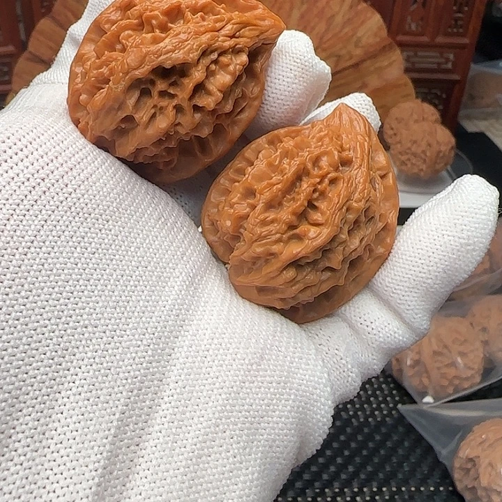 吊坠文玩核桃十三陵鸡心37