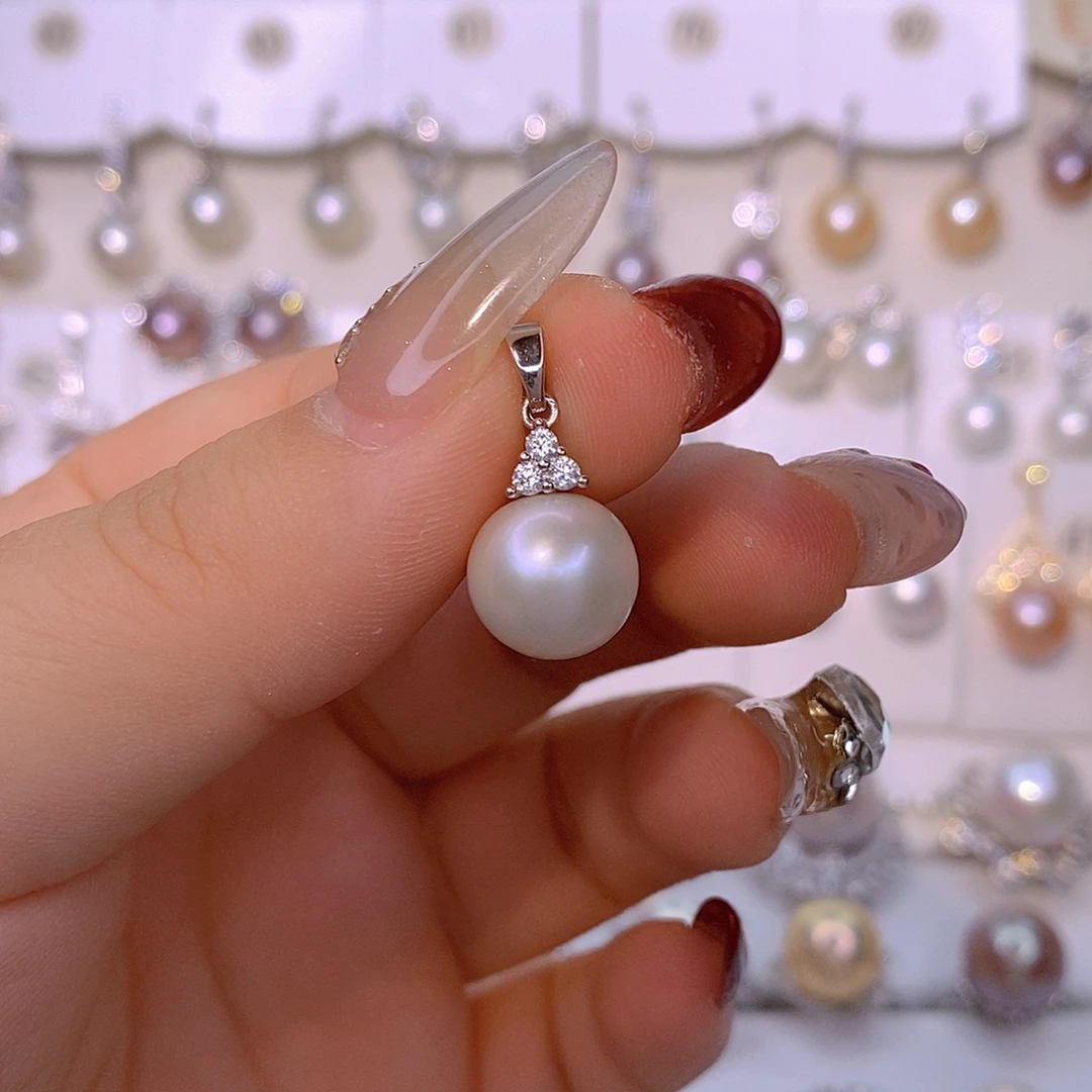 未镶嵌颈饰淡水珍珠