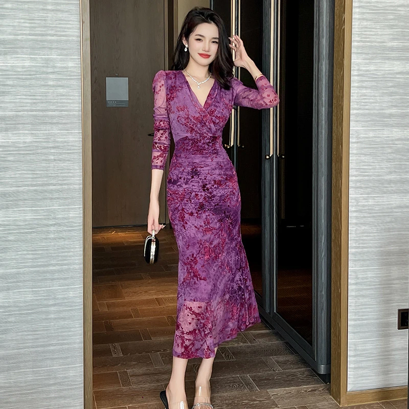 2025春新款女装法式V领植绒印花网纱鱼尾长裙优雅时尚气质佳