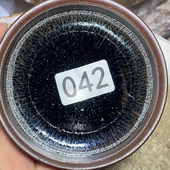 茶盏突出自己最新动态了