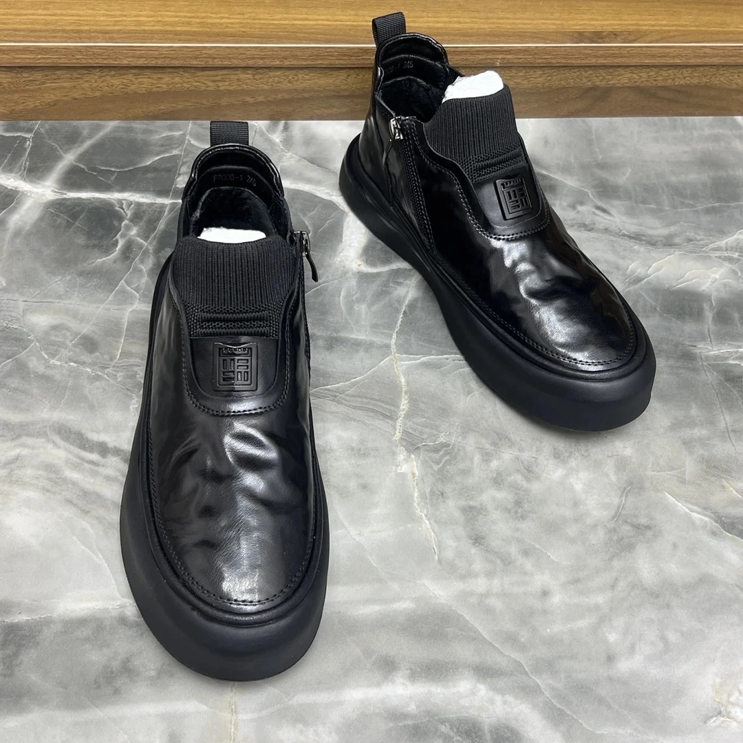 冬季加绒保暖男鞋新款百搭舒适防滑耐磨休闲皮鞋商务简约切尔西靴