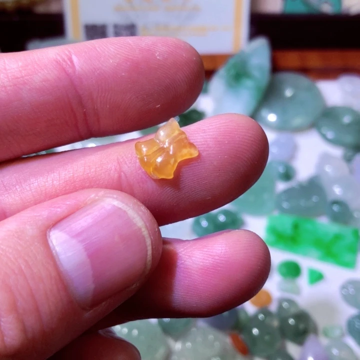 定制翡翠未镶嵌天然a货翡翠