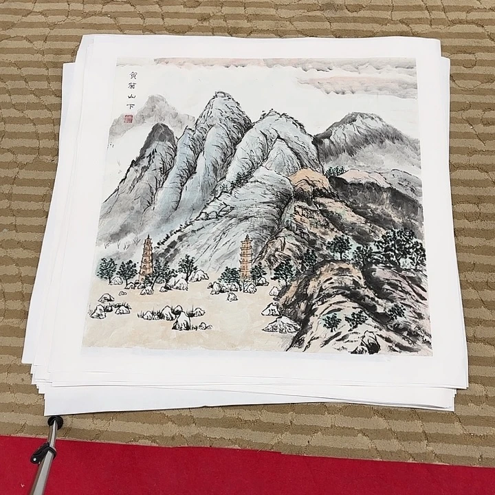 国画花鸟的翅膀和翅膀是一样长