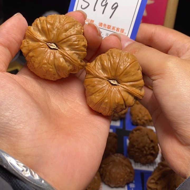 文玩核桃吊坠42全品南瓜墩s199