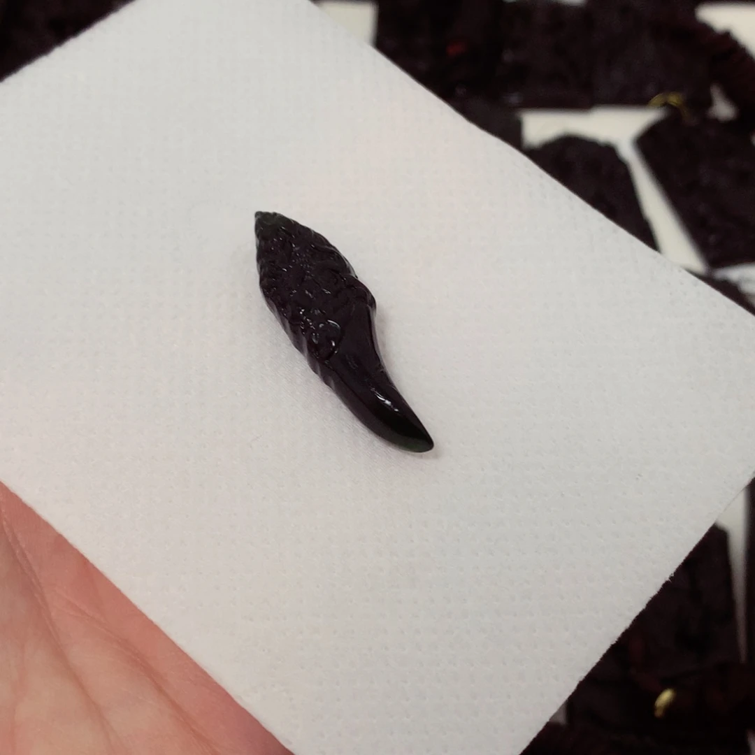 天然缅甸a货钢琴黑挂件