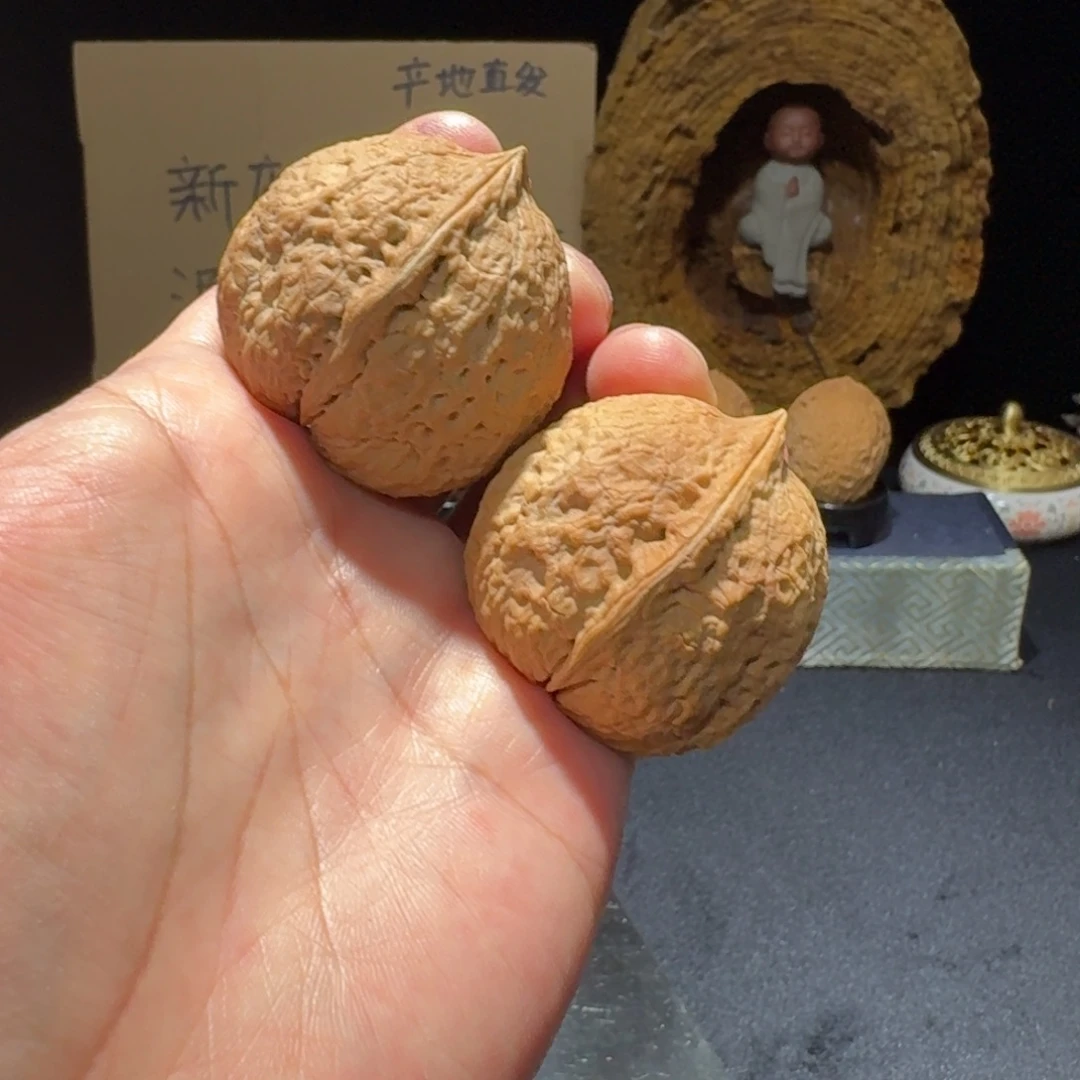 文玩核桃把件云南铁核桃53