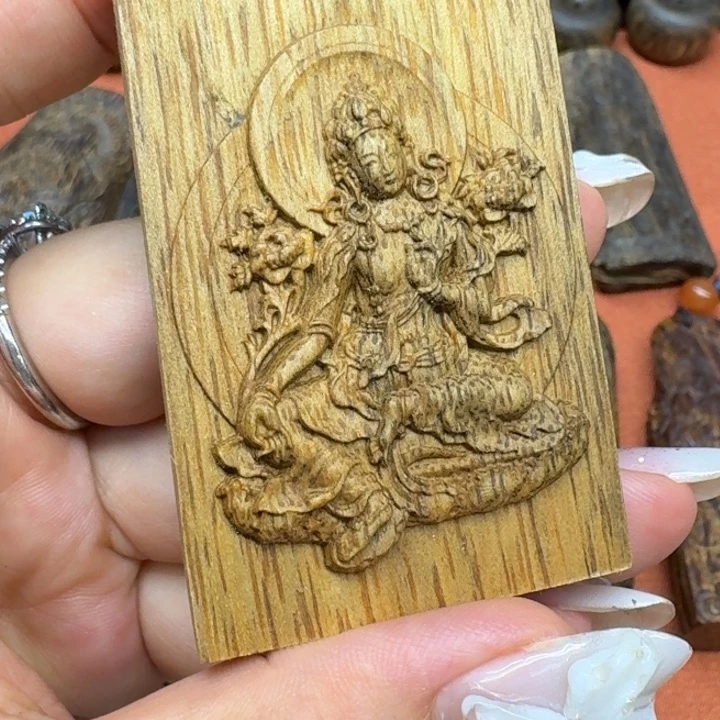 大叶紫檀（黑酸枝木类）