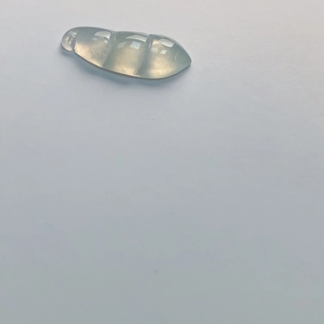 颈饰未镶嵌翡翠天然