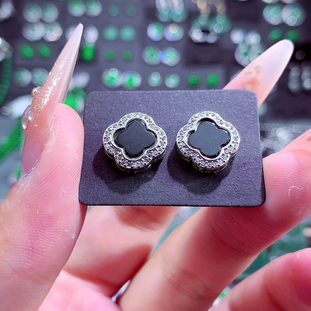 翡翠未镶嵌颈饰挂件