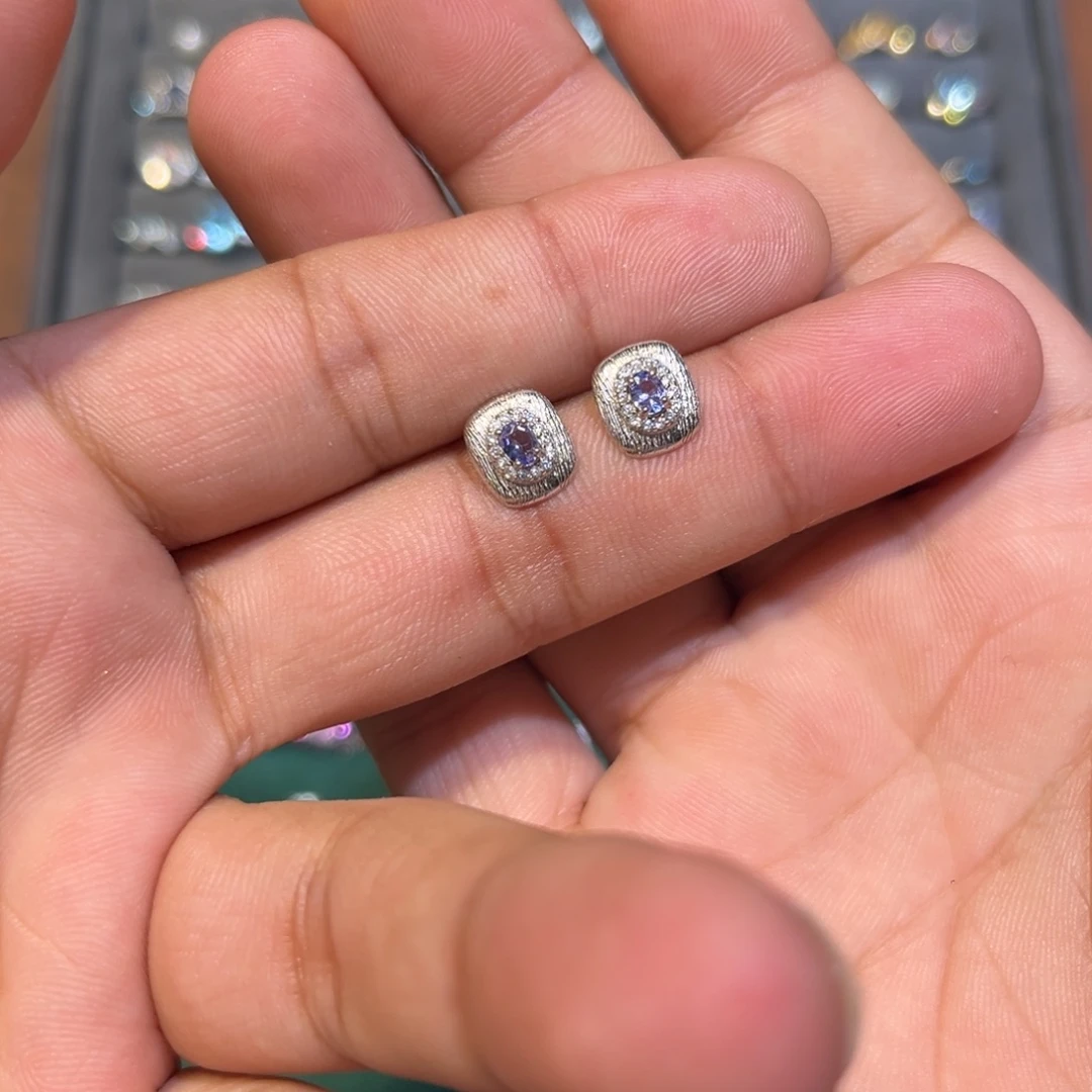 坦桑石银S925镶嵌耳饰