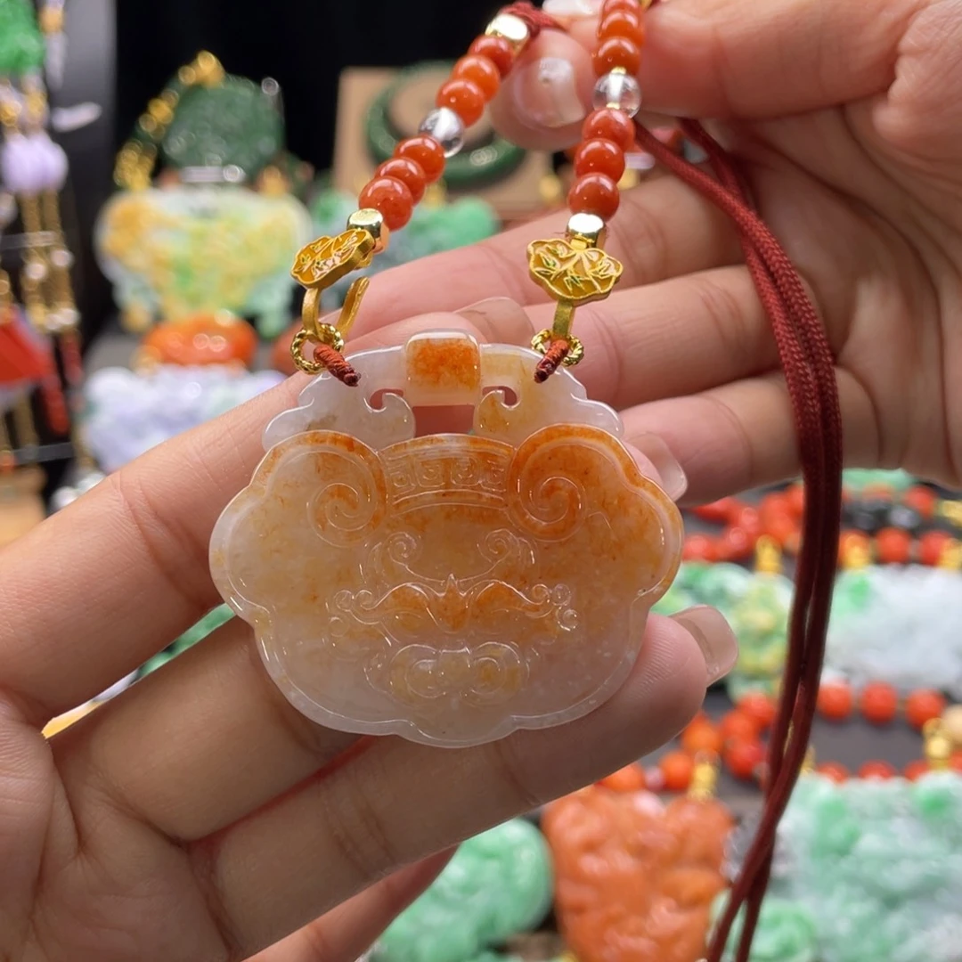 翡翠颈饰未镶嵌代编织