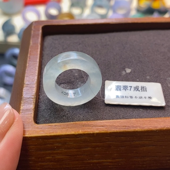 未镶嵌定制翡翠翡翠