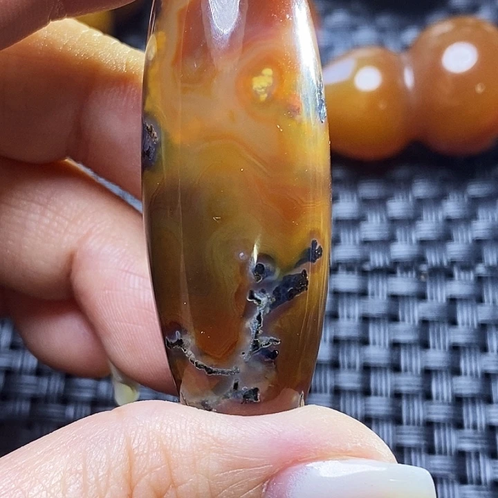 大***了玛瑙/玉髓未镶嵌颈饰